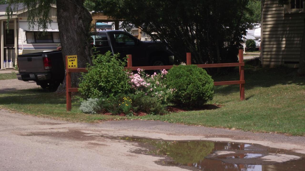 Orchard Queen Motel & Rv Park Middleton Экстерьер фото